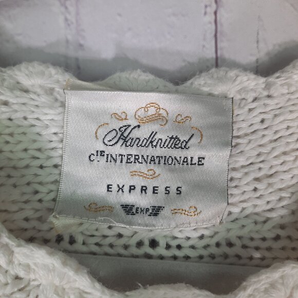 Vintage Express Hand Knit 1980s Floral Crochet Hem sweater - Picture 5 of 11